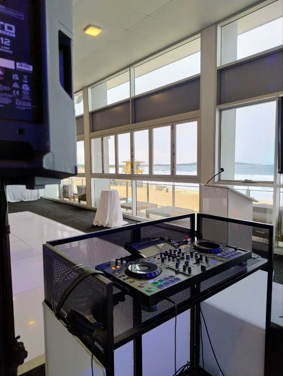 Pioneer DJ XDJ-RX3 1